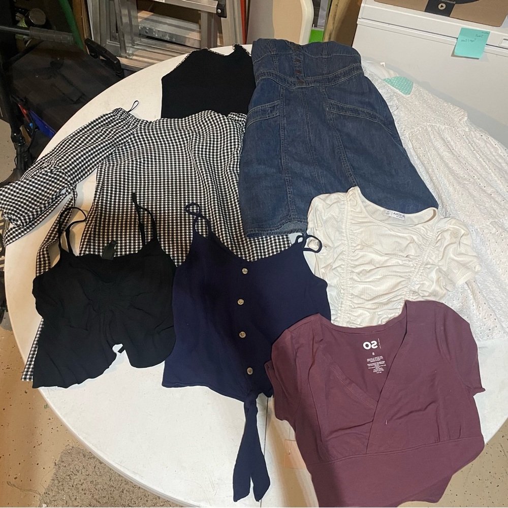 Women’s size small clothes lot